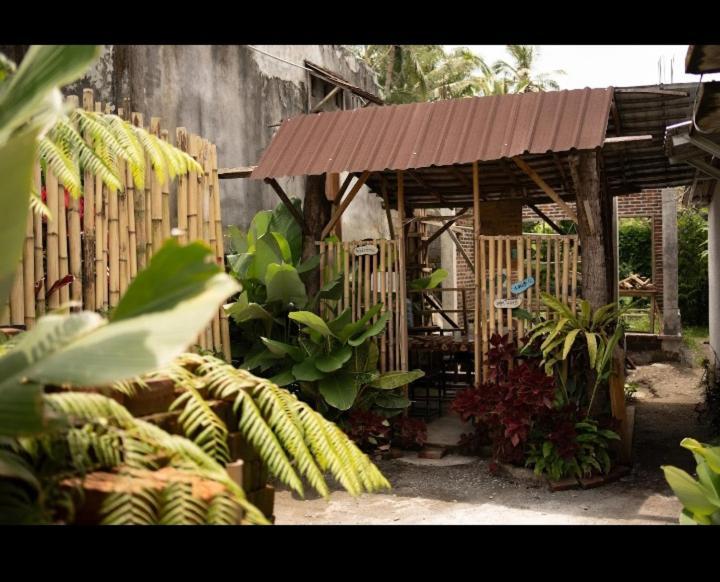 Citra Homestay Tetebatu Exterior foto